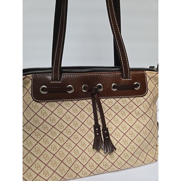 Dooney & Bourke Vintage Tassel Tote Purse Shoulder Bag Canvas Signature Logo 30 - Picture 5 of 15